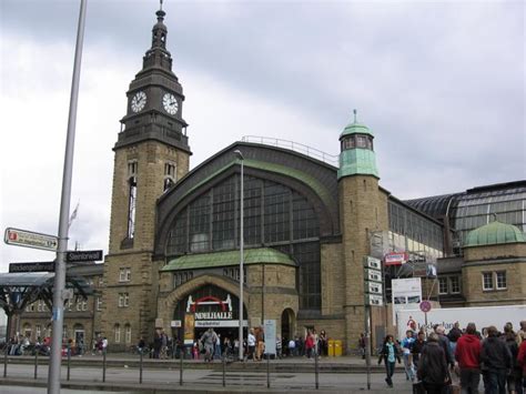 Центральный вокзал Гамбурга (Hamburg Hauptbahnhof)